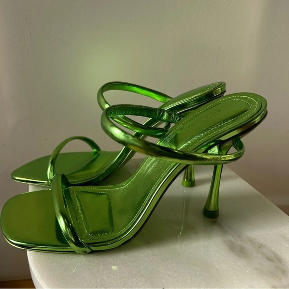 NWOB Simkhai Siren‎ minimalist  metallic / chrome green heeled sandals 38 - Picture 10 of 11